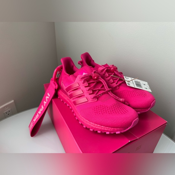 Ivy Park Adidas Hot Pink Womens Sneakers New In Box Size 8 - Picture 3 of 15